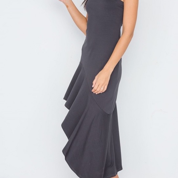 Gorgeous strapless asymmetrical midi dress - Picture 4 of 4